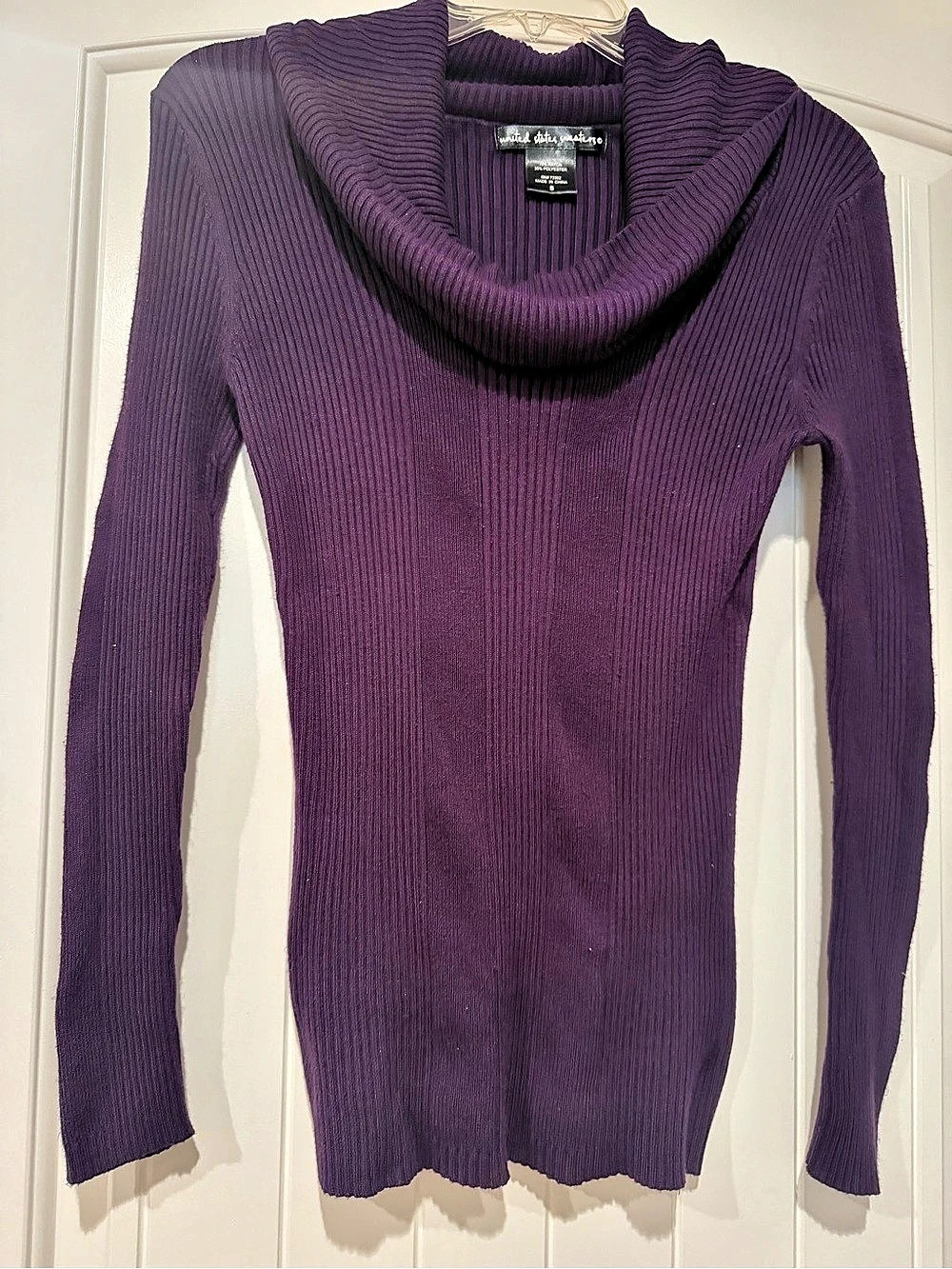 Cowl Neck Ribbed Sweater in Purple Size Small